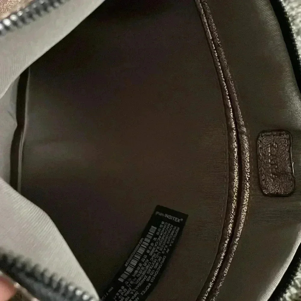 Zara Selfie Clutch - Picture 6 of 6